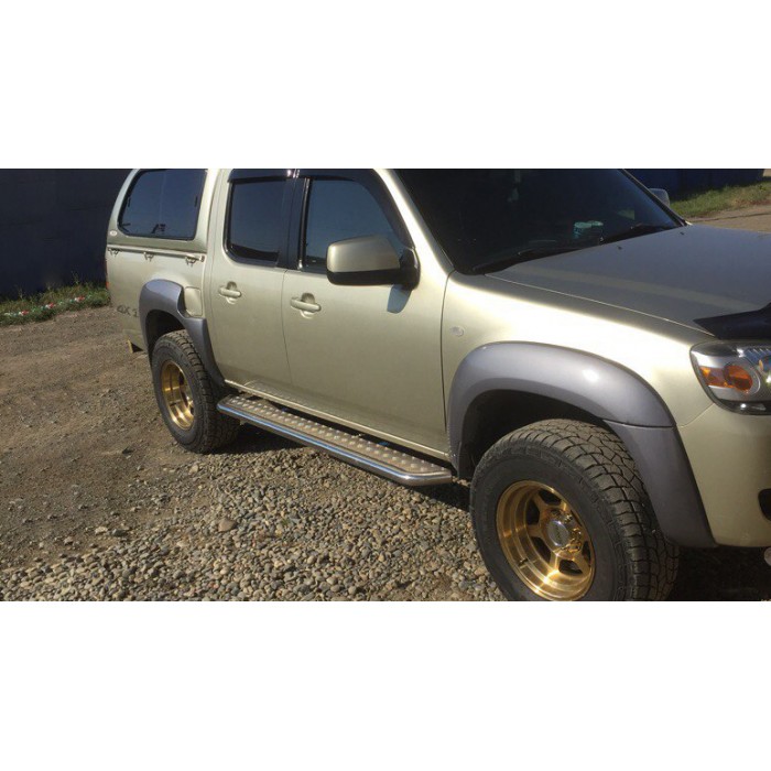 Пороги с площадкой чёрный алюминиевый лист для Mazda>Mazda BT-50 2007-2012 2007-2012