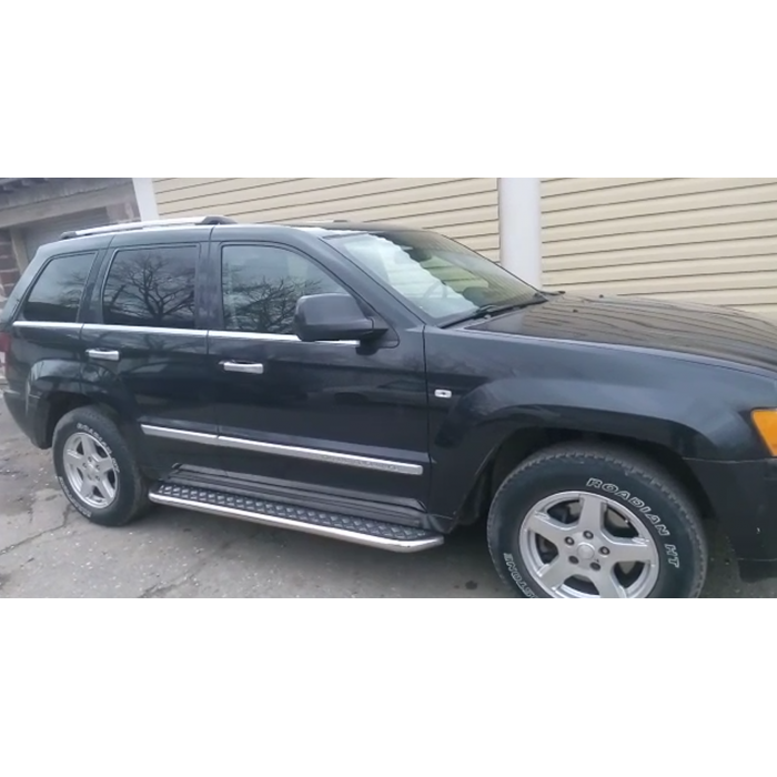 Пороги с площадкой чёрный алюминиевый лист для Jeep Grand Cherokee 2004-2010