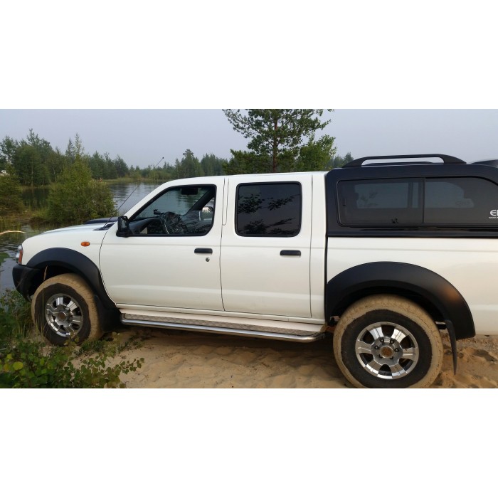 Пороги с площадкой алюминиевый лист для Nissan NP300 2008-2014
