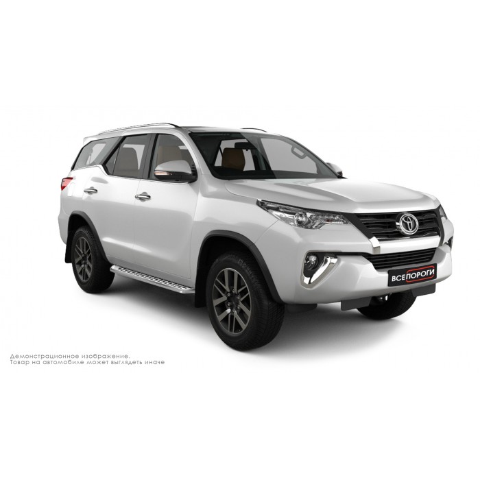 Пороги алюминиевые с нержавеющей площадкой для Toyota Fortuner 2020-2024