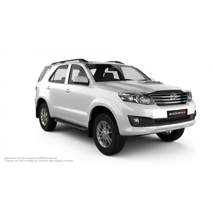 Пороги алюминиевые в полоску для Toyota Fortuner 2005-2015