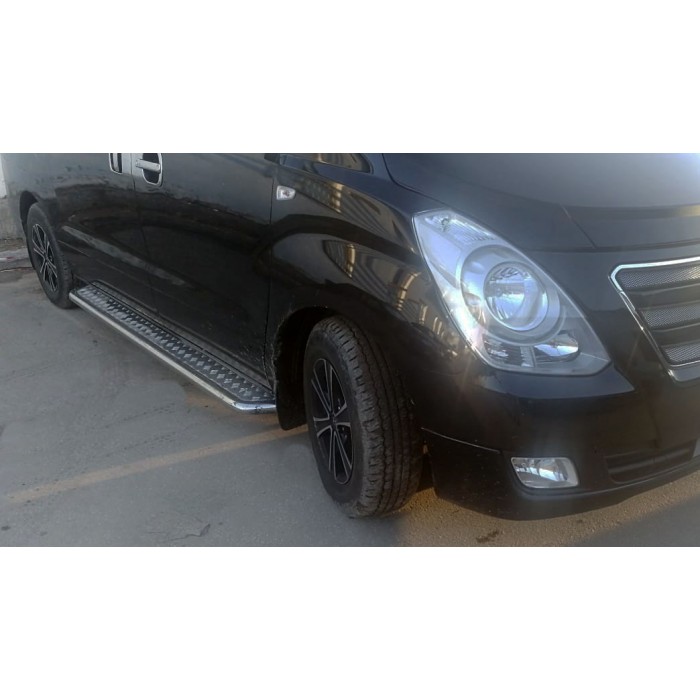 Пороги с площадкой алюминиевый лист для Hyundai H1 Starex 2007-2018