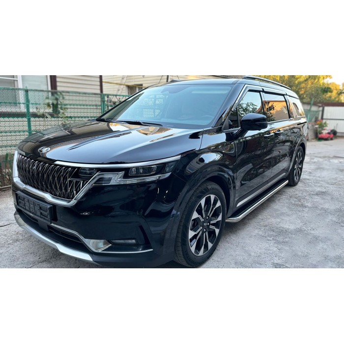 Пороги с площадкой чёрный алюминиевый лист для Kia Carnival 2020-2024