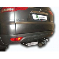 Фаркоп с нержавеющей пластиной Лидер-Плюс для Mitsubishi Pajero Sport 2008-2013