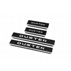 Накладки на пороги карбон с логотипом для Renault Duster 2021-2023