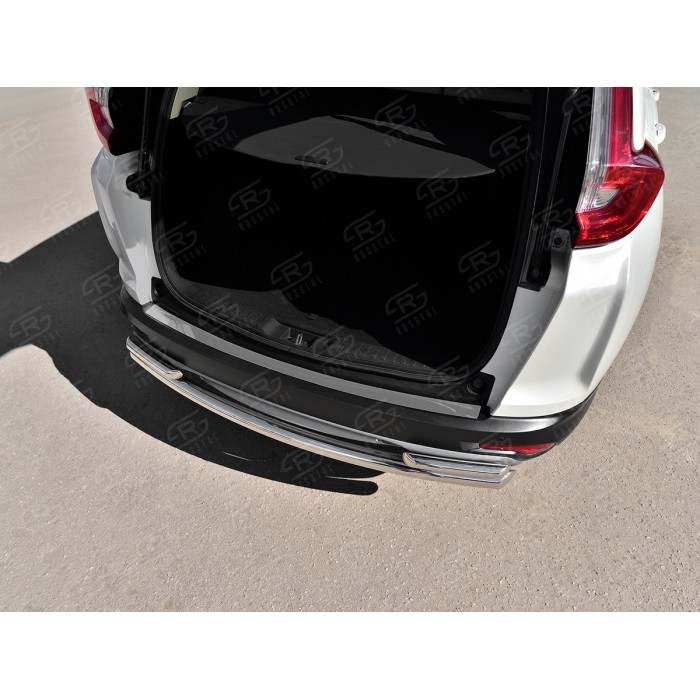 Накладка на задний бампер Russtal, зеркальная для Honda CR-V 2017-2023 артикул HCRVN-003484