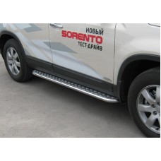 Пороги с площадкой алюминиевый лист 42 мм для Kia Sorento 2009-2012