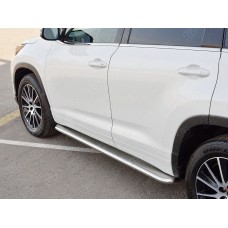Пороги с площадкой нержавеющий лист 42 мм для Toyota Highlander 2017-2019
