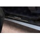 Накладки на пороги Russtal карбон с надписью для Nissan Terrano 2014-2022 артикул NISTR14-06