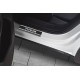 Накладки на пороги RUSSTAL карбоновые с надписью для Volkswagen Tiguan 2016-2023 артикул VWTIG17-06