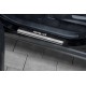Накладки на пороги Russtal карбон с надписью для Toyota RAV4 2019-2023 артикул TR4Z19-06