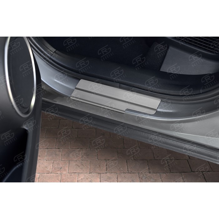 Накладки на пороги Russtal, шлифованные для Lexus NX 2014-2017 артикул LEXNX14-02