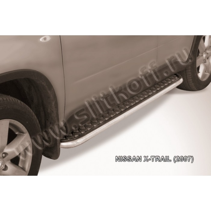 Пороги с площадкой алюминиевый лист 42 мм для Nissan X-Trail 2007-2011