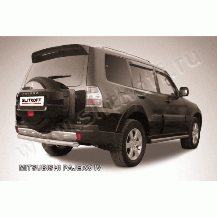 Защита заднего бампера 76 мм короткая Black Edition для Mitsubishi Pajero 2006-2024