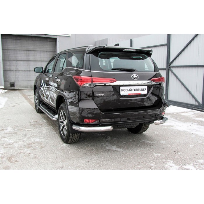 Защита задняя уголки 76 мм Black Edition для Toyota Fortuner 2017-2024