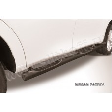 Пороги труба с накладками 76 мм чёрная для Nissan Patrol 2010-2023