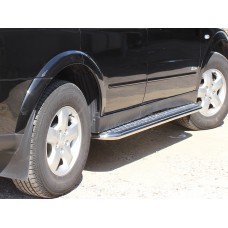 Пороги с площадкой алюминиевый лист 43 мм для Kia Sportage 2008-2010