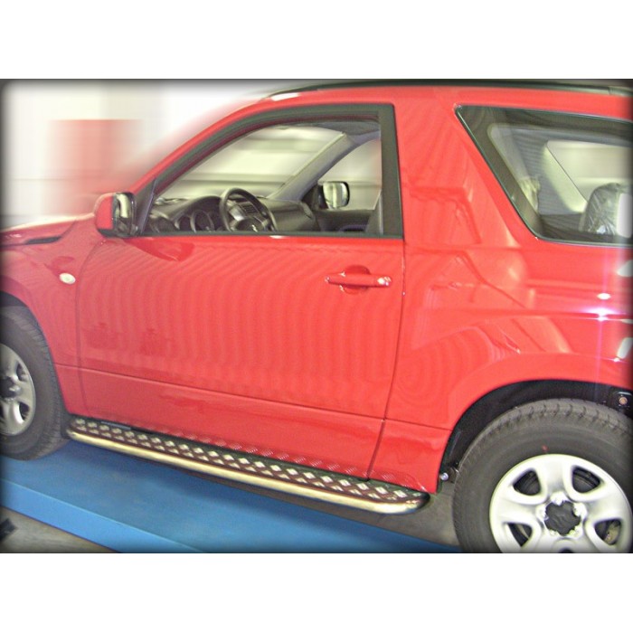 Пороги с площадкой алюминиевый лист 43 мм на 3 двери для Suzuki Grand Vitara 2005-2007 артикул GVN_2