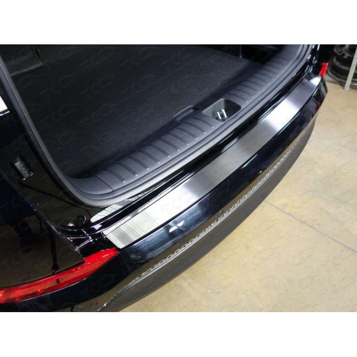 Накладка на задний бампер шлифованный лист для Hyundai Tucson 2015-2018 артикул HYUNTUC15-18