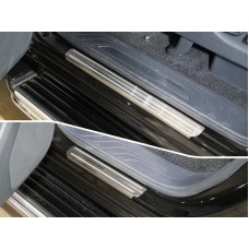 Накладки на пороги шлифованный лист с полосой 4 штуки для Mercedes-Benz X-Class 2018-2022