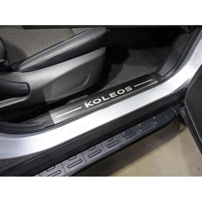 Накладки на пороги на пластик шлифованный лист надпись Koleos 2 штуки для Renault Koleos 2018-2023 артикул RENKOL17-12