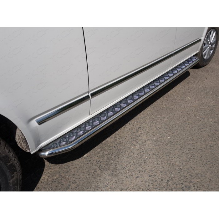 Пороги с площадкой алюминиевый лист 42 мм для Volkswagen Caravelle T6 Long 2015-2023 артикул VWCARAV17LONG-07
