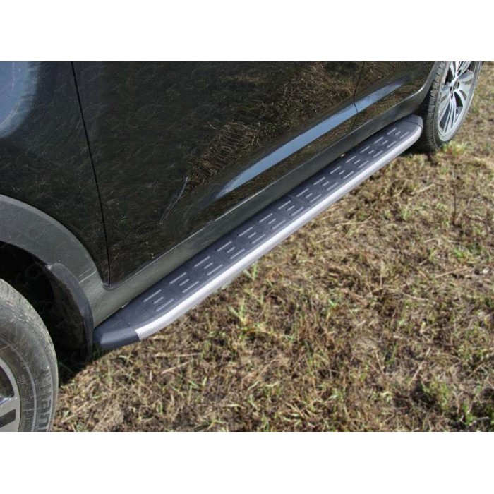 Пороги алюминиевые ТСС с накладкой серые для Kia Sportage 2014-2015 артикул KIASPORT14-10GR