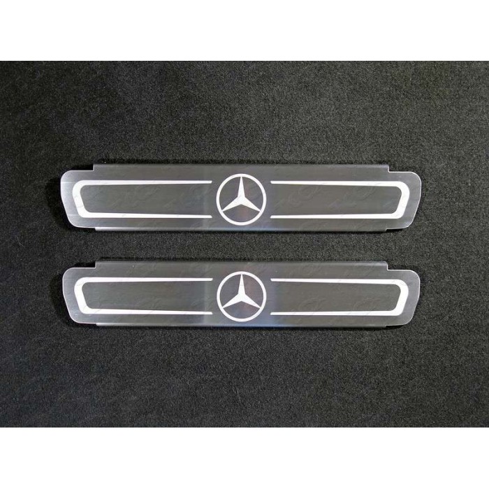Накладки на пластиковые пороги зеркальный лист лого Mercedes для Mercedes-Benz GL 350 X166 2012-2016 артикул MERGL50014-04