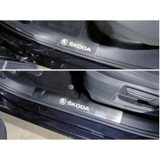 Накладки на пластиковые пороги лист шлифованный надпись Skoda для Skoda Octavia A7 2013-2020