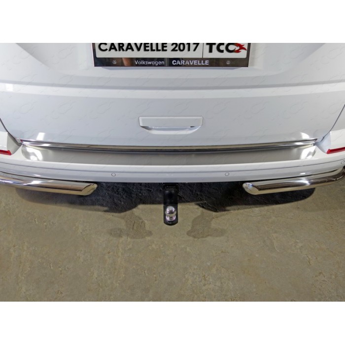Накладка на задний бампер шлифованный лист для Volkswagen Caravelle T6 2015-2023 артикул VWCARAV17-02