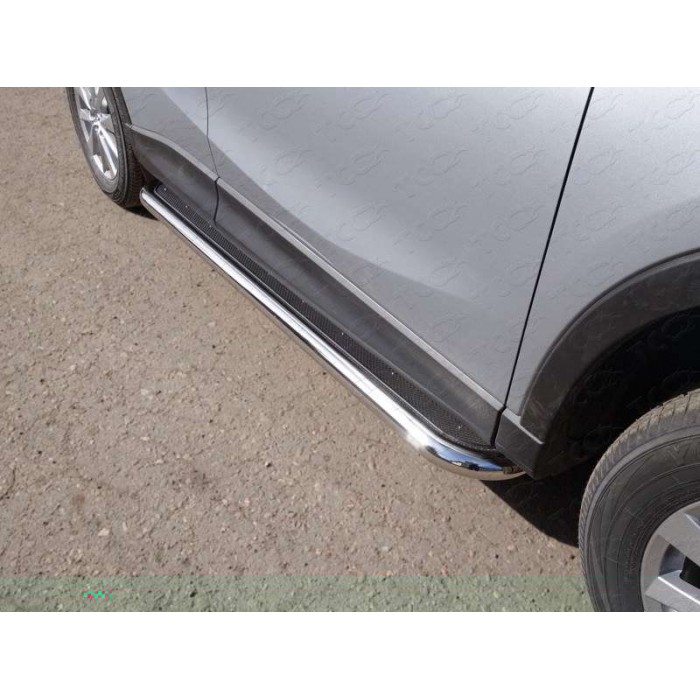 Пороги с площадкой нержавеющий лист 60 мм для Mazda CX-5 2015-2023 артикул MAZCX515-15