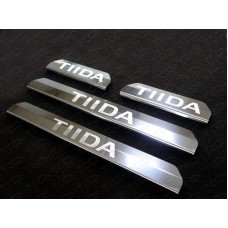 Накладки на пороги шлифованный лист надпись Tiida для Nissan Tiida 2015-2018