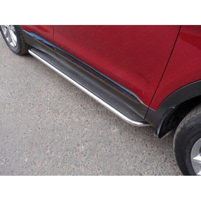 Пороги с площадкой нержавеющий лист 42 мм для Hyundai Santa Fe 2018-2020 артикул HYUNSF18-19