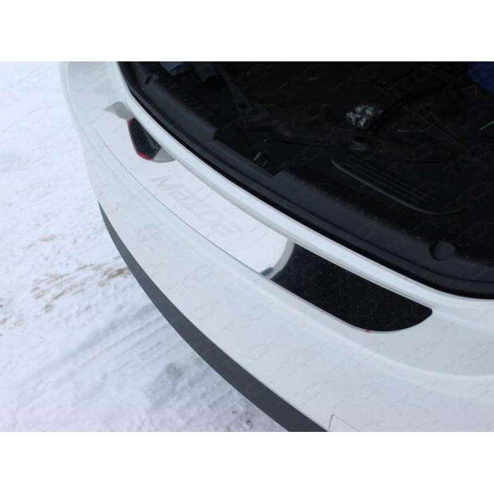 Накладка на задний бампер зеркальный лист надпись Mazda для Mazda 6 2015-2023 артикул MAZ615-09