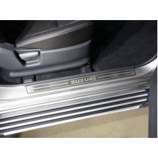Накладки на пластиковые пороги шлифованный лист надпись Suzuki 2 штуки для Suzuki Jimny 2012-2018