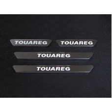 Накладки на пороги зеркальные надпись Touareg для Volkswagen Touareg R-Line 2014-2017