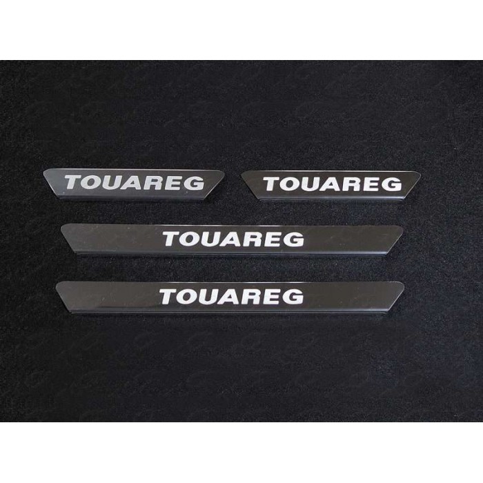 Накладки на пороги зеркальные надпись Touareg для Volkswagen Touareg R-Line 2014-2017 артикул VWTOUARRL14-16