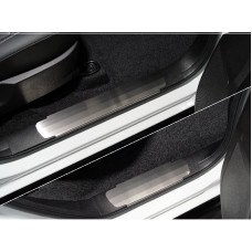 Накладки на пластиковые пороги шлифованные 4 шт для Isuzu D-MAX 2019-2023