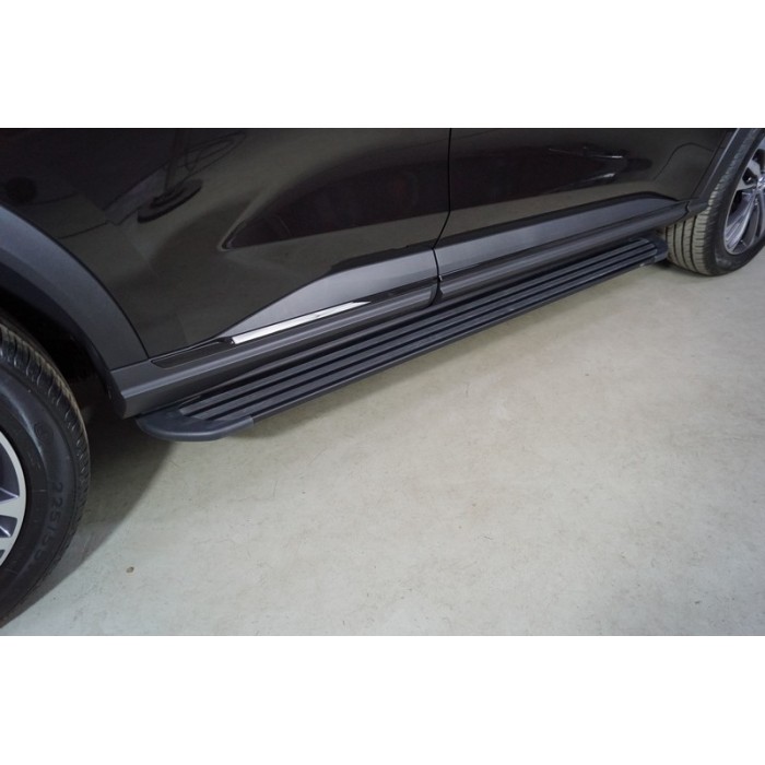 Пороги алюминиевые Slim Line Black 1720 мм   на 4WD для Haval F7 2022-2023
