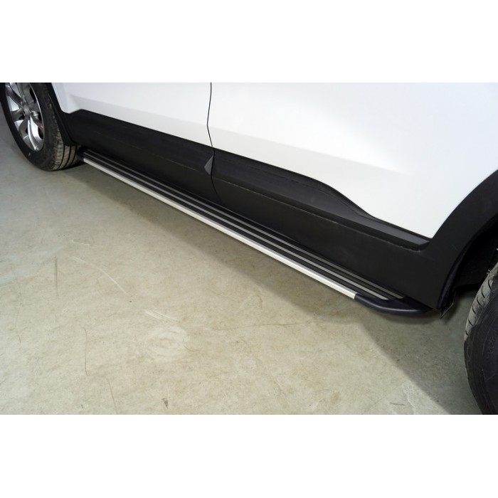 Пороги алюминиевые Slim Line Silver 1820 мм для Hyundai Santa Fe 2021-2023