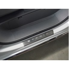 Накладки на передние пороги шлифованные с логотипом 4 шт для Hyundai Staria 2021-2023