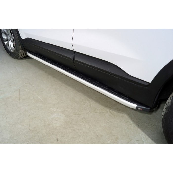 Пороги алюминиевые ТСС с накладкой 1820 мм для Hyundai Santa Fe 2021-2023
