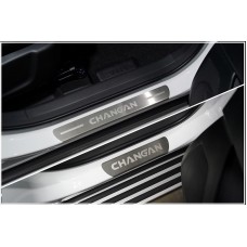 Накладки на пороги шлифованные с логотипом 4 шт на 2WD 1.5T для Changan CS35 plus 2022-2023