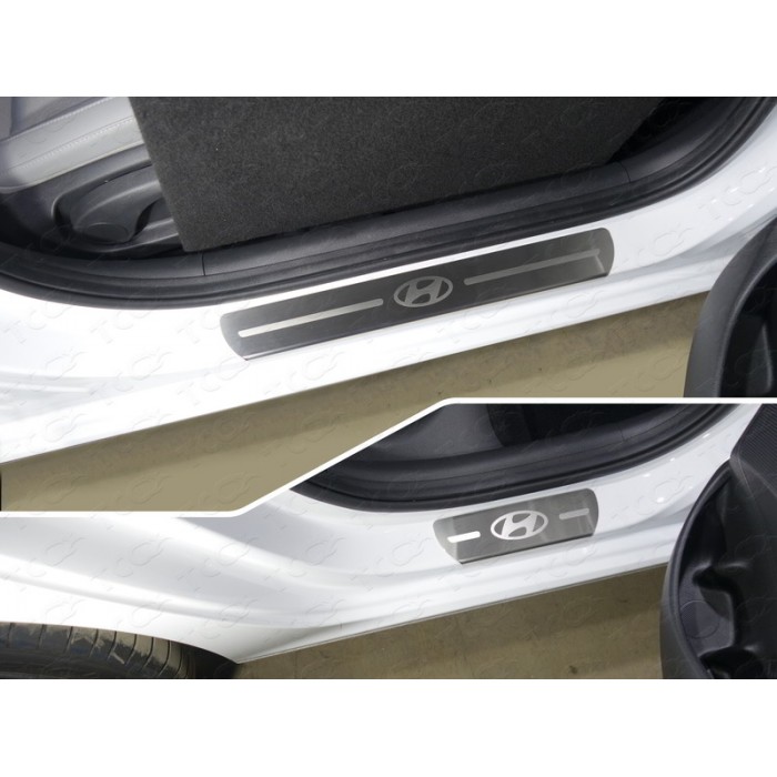 Накладки на пороги шлифованный лист лого Hyundai 4 штуки для Hyundai i30 2017-2023 артикул HYUNI3017-07