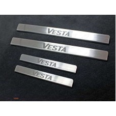Накладки на пороги шлифованный лист надпись Vesta для Lada Vesta 2015-2023