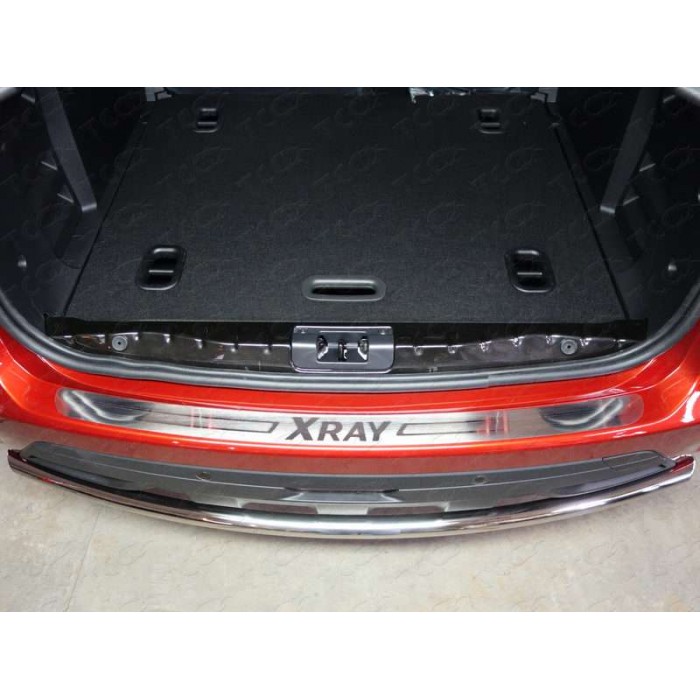 Накладка на задний бампер лист шлифованный надписьXRay для Lada XRay 2016-2022 артикул LADXRAY16-09