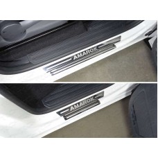 Накладки на пороги зеркальный лист надпись Amarok для Volkswagen Amarok 2016-2023