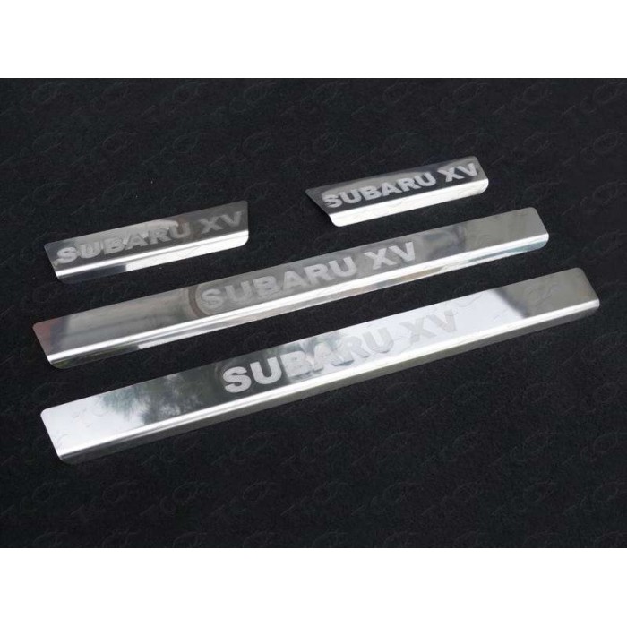 Накладки на пороги зеркальный лист надпись Subaru XV для Subaru XV 2011-2017 артикул SUBXV12-12