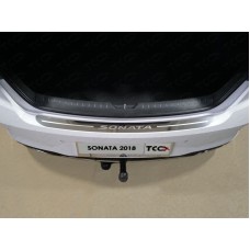 Накладка на задний бампер зеркальный лист надпись Sonata для Hyundai Sonata 2017-2019