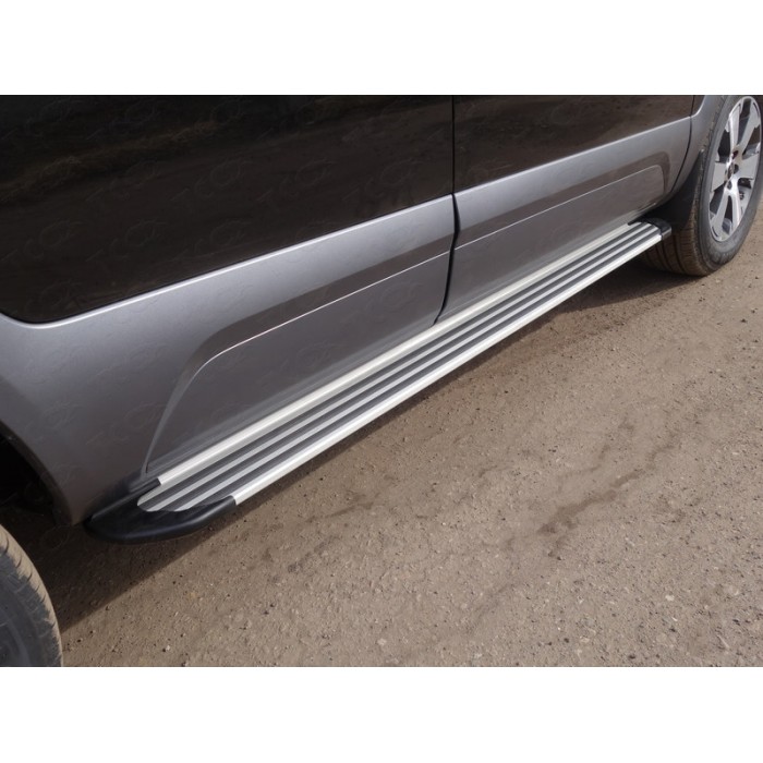 Пороги алюминиевые Slim Line Silver длинные для Infiniti QX60 2014-2020 артикул INFQX6016-46S